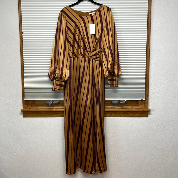 Skies Are Blue NWT Jiya Satin Striped Twist Front Maxi Dress Size Large - Picture 5 of 16